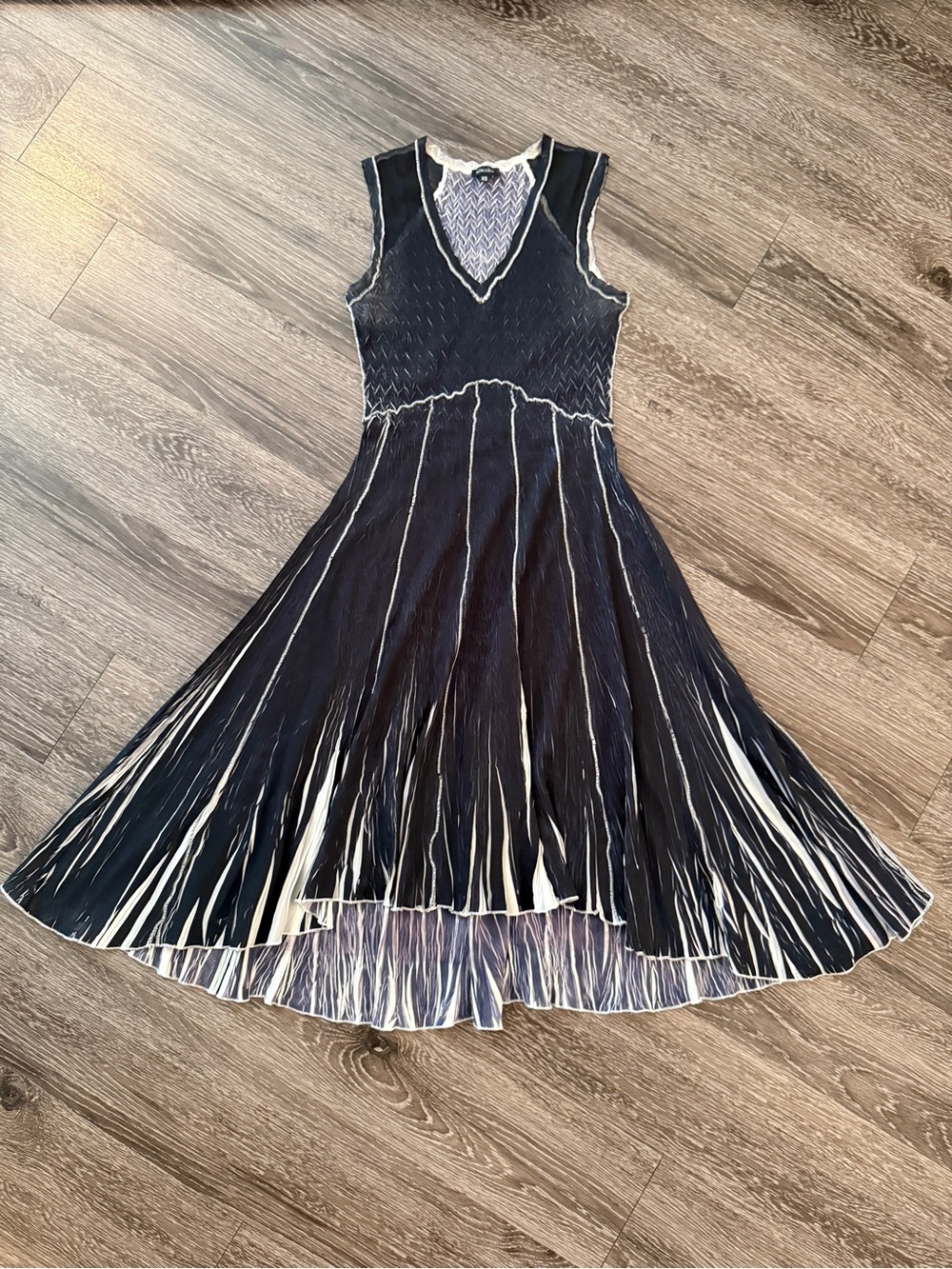 Komarov Sleeveless Midi Dress